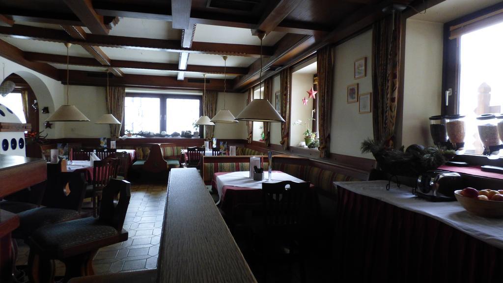 Hotel Dorfgasthof Schlösslstube Stuhlfelden Exteriör bild